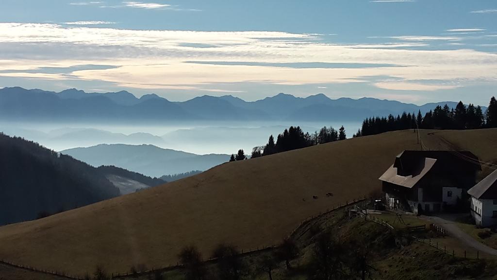 Stadtnahe Landwohnung Klagenfurt am Woerthersee Eksteriør bilde